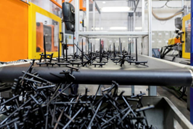 Figure 2: Production of injection-molded parts